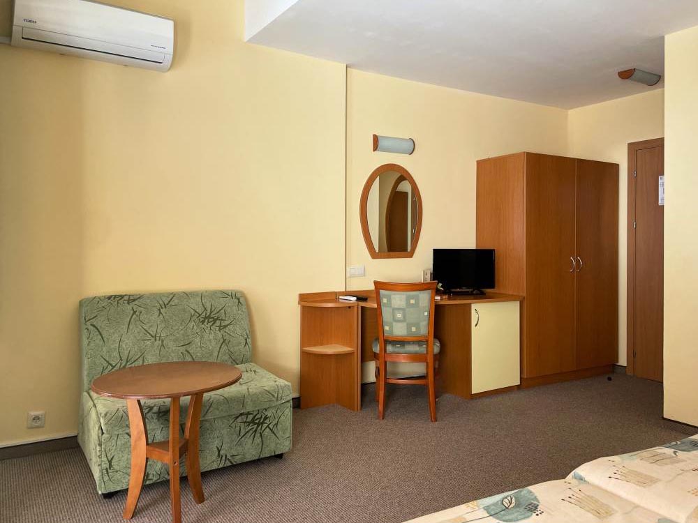 Seasosns Hotel